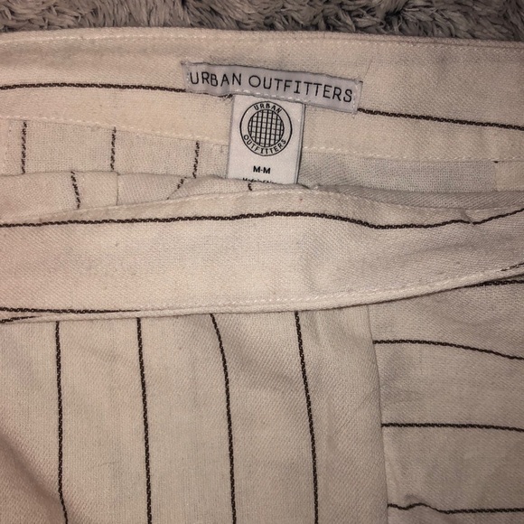 Urban Outfitters mini skirt - Picture 3 of 3